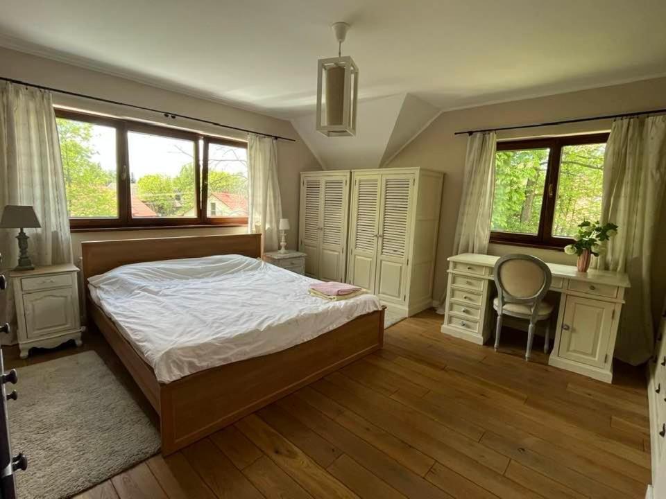 Lesna 6 - House With A Garden Villa Bolechowice ภายนอก รูปภาพ
